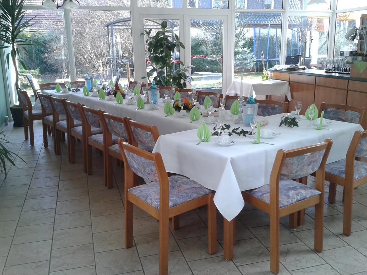 Schlossparkhotel Sallgast ภายนอก รูปภาพ